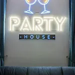 #partyhouse Daire Poznan