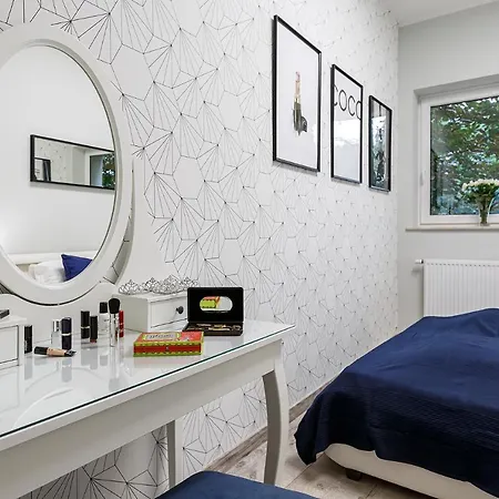 Lägenhet #partyhouse Poznań