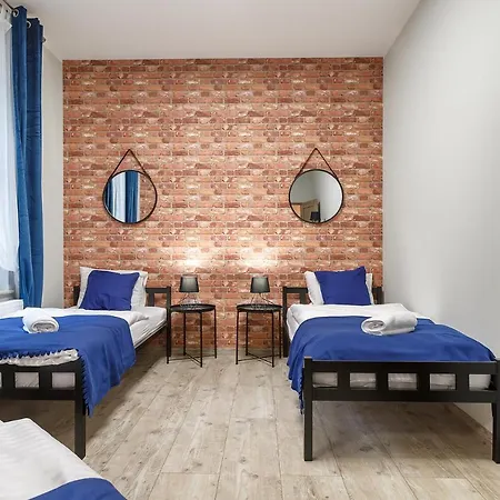 #partyhouse Apartmán Poznaň