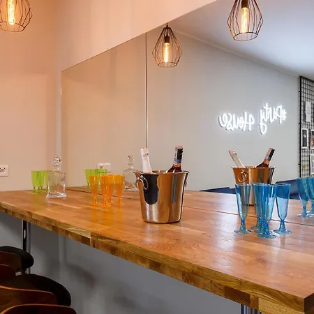 #partyhouse Lägenhet Poznań