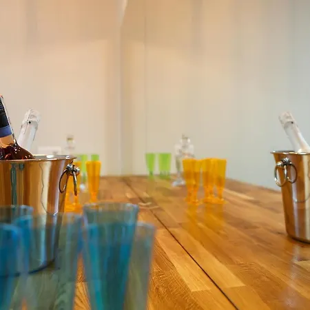 #partyhouse Lägenhet Poznań