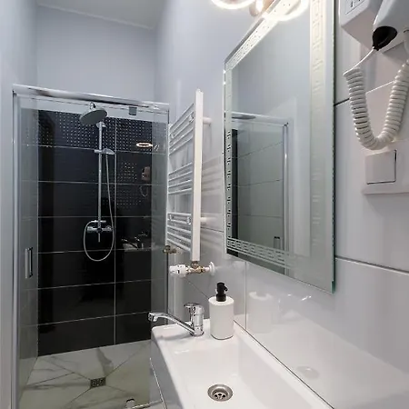 Lägenhet #partyhouse Poznań