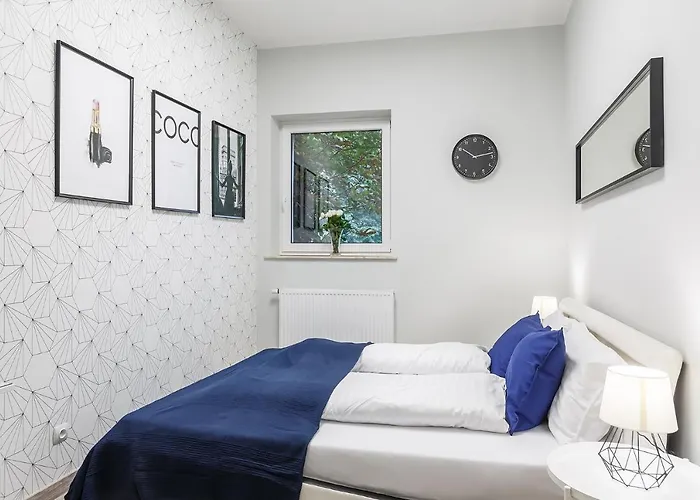 #partyhouse Apartment