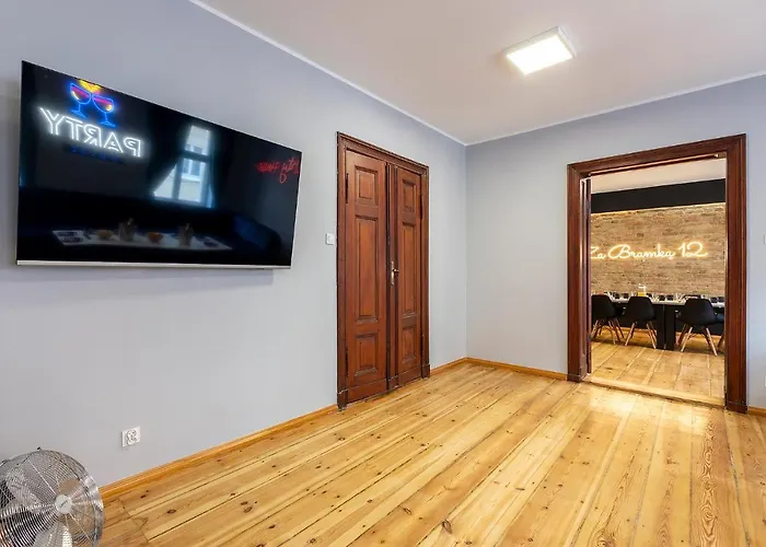 #partyhouse Apartmán