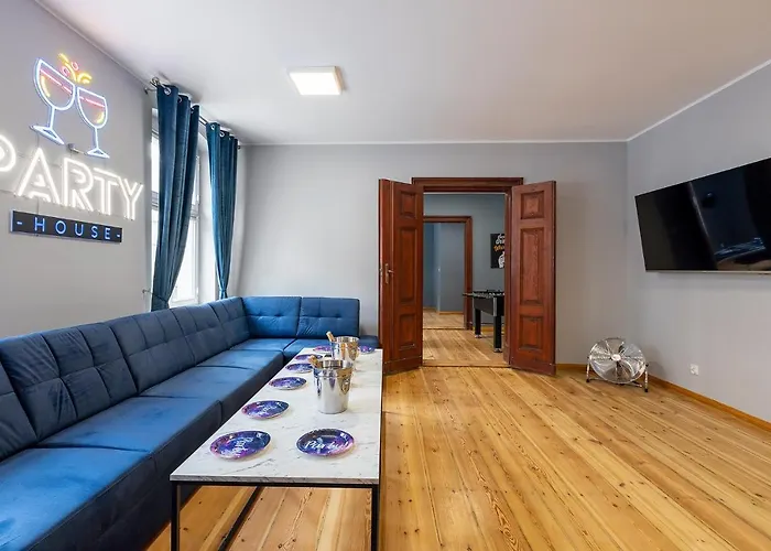 #partyhouse 아파트 *